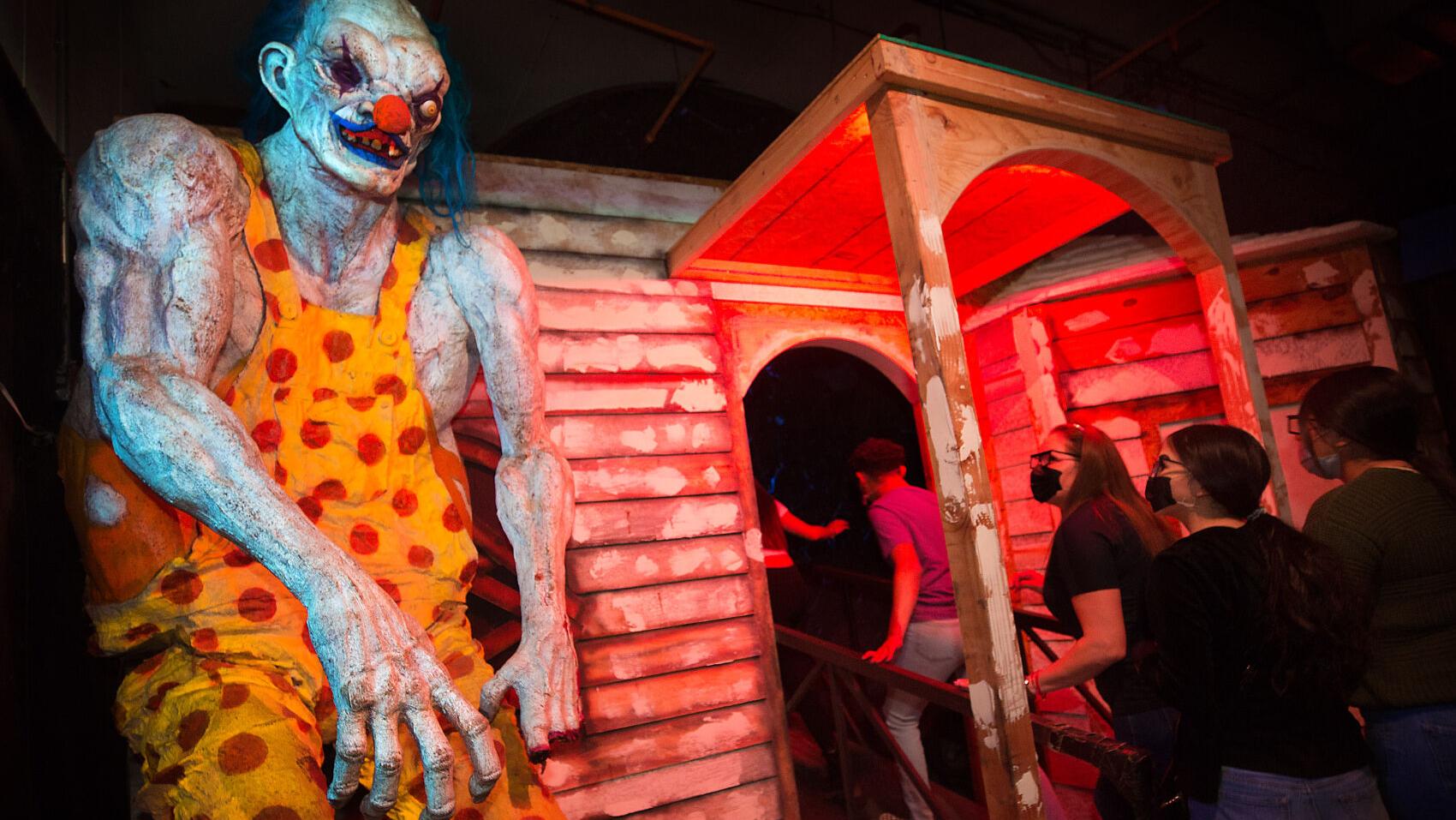 Tucson's scariest haunted house returns for one last scream